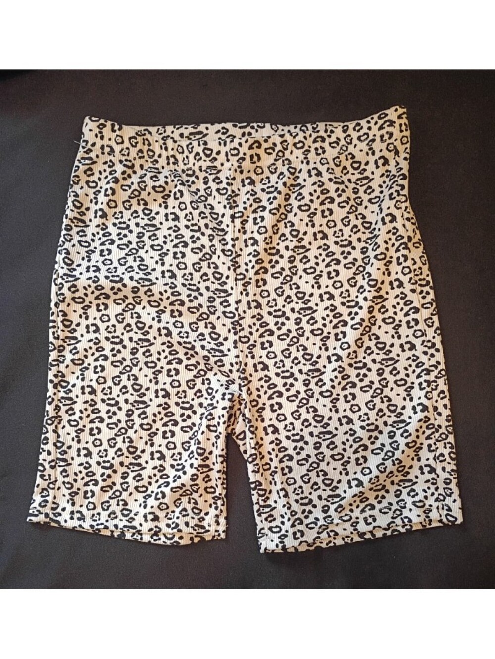 Leopard Print Biker Shorts High Waist Stretch Size Medium Long Casual Summer